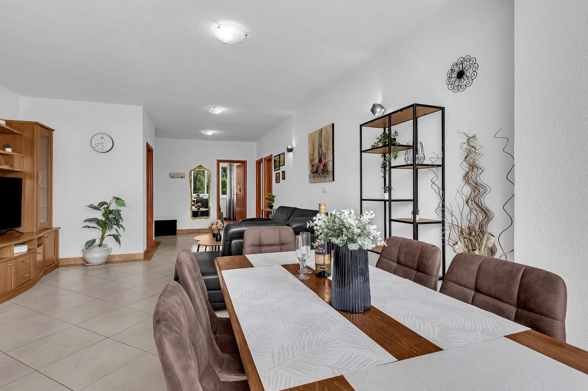 Apartment Lov&Mar With Parking Makarska Esterno foto